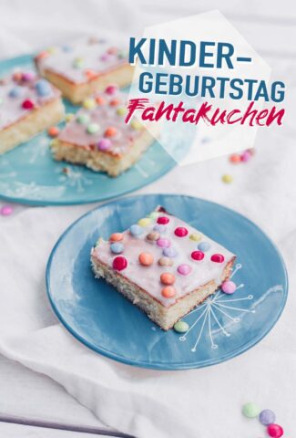 Einfacher Fantakuchen vom Blech für Kindergeburtstage - Konfettikuchen mit Smarties backen