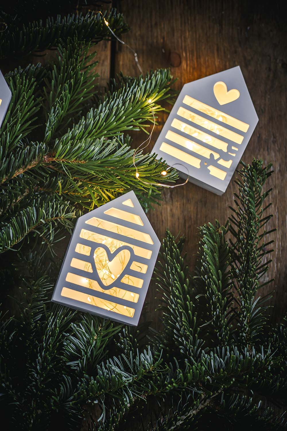 Einfache Lichthäuser selbermachen aus Keramikgießmasse