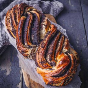 Einfacher Mohnzopf - Hefezopf mit Mohn Rezept