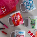 Tassen bemalen zum Kindergeburtstag mit Porzellanstiften